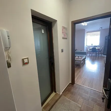 Apartman Geri *